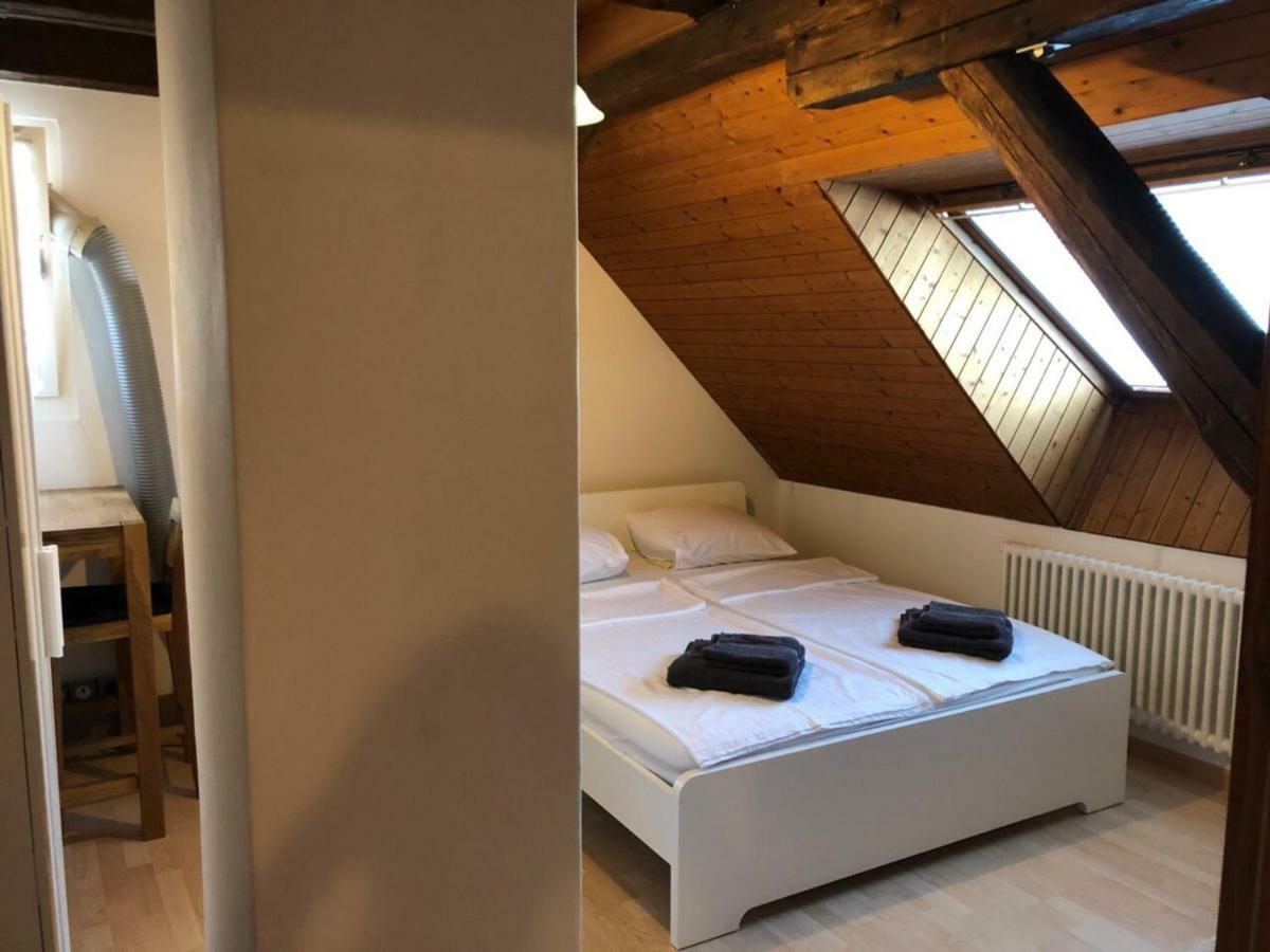 Отель A&B Casa Blanca Apartman Веттинген Экстерьер фото