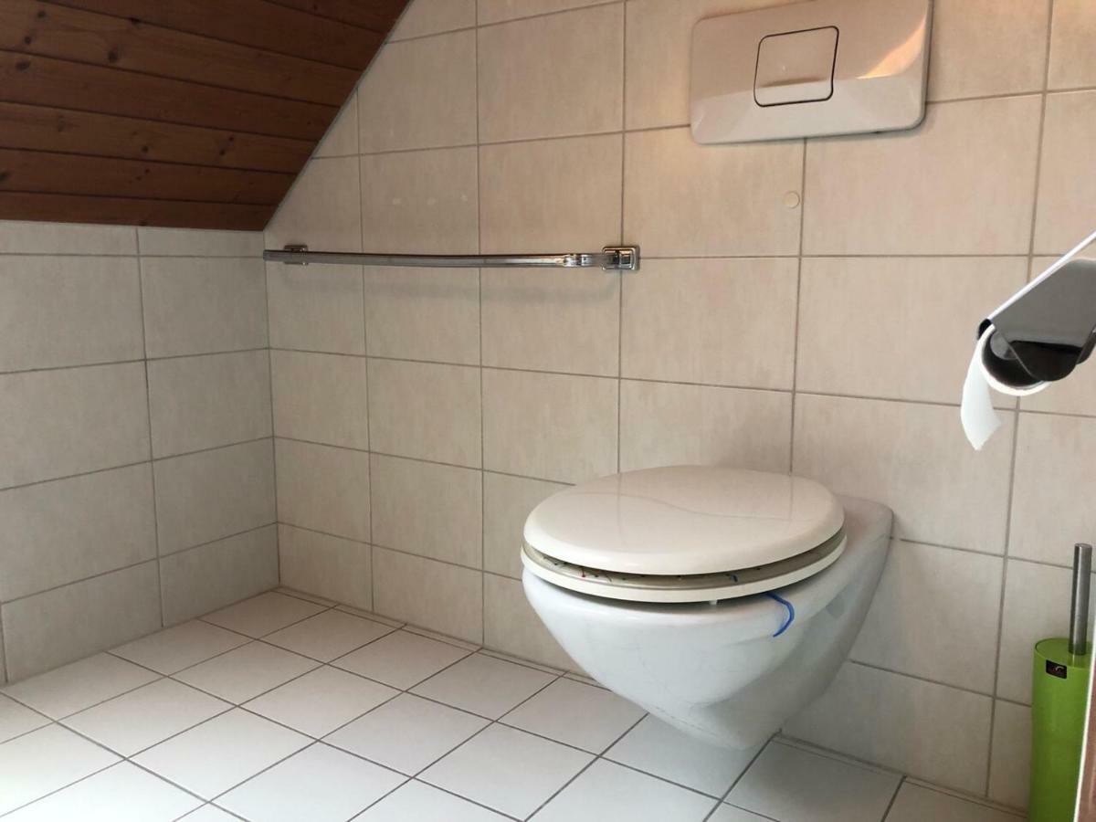 Отель A&B Casa Blanca Apartman Веттинген Экстерьер фото