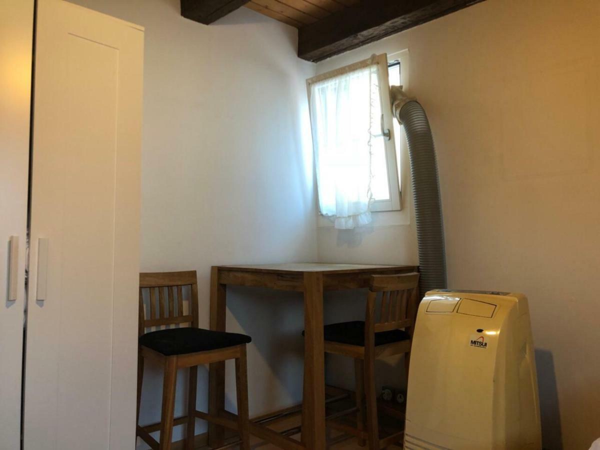 Отель A&B Casa Blanca Apartman Веттинген Экстерьер фото