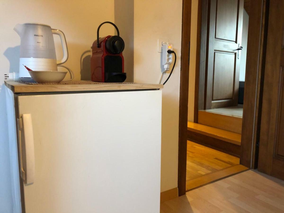 Отель A&B Casa Blanca Apartman Веттинген Экстерьер фото