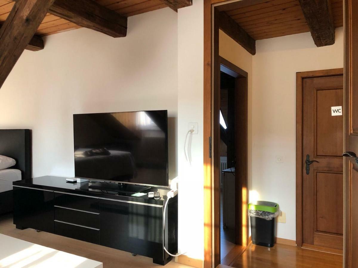 Отель A&B Casa Blanca Apartman Веттинген Экстерьер фото